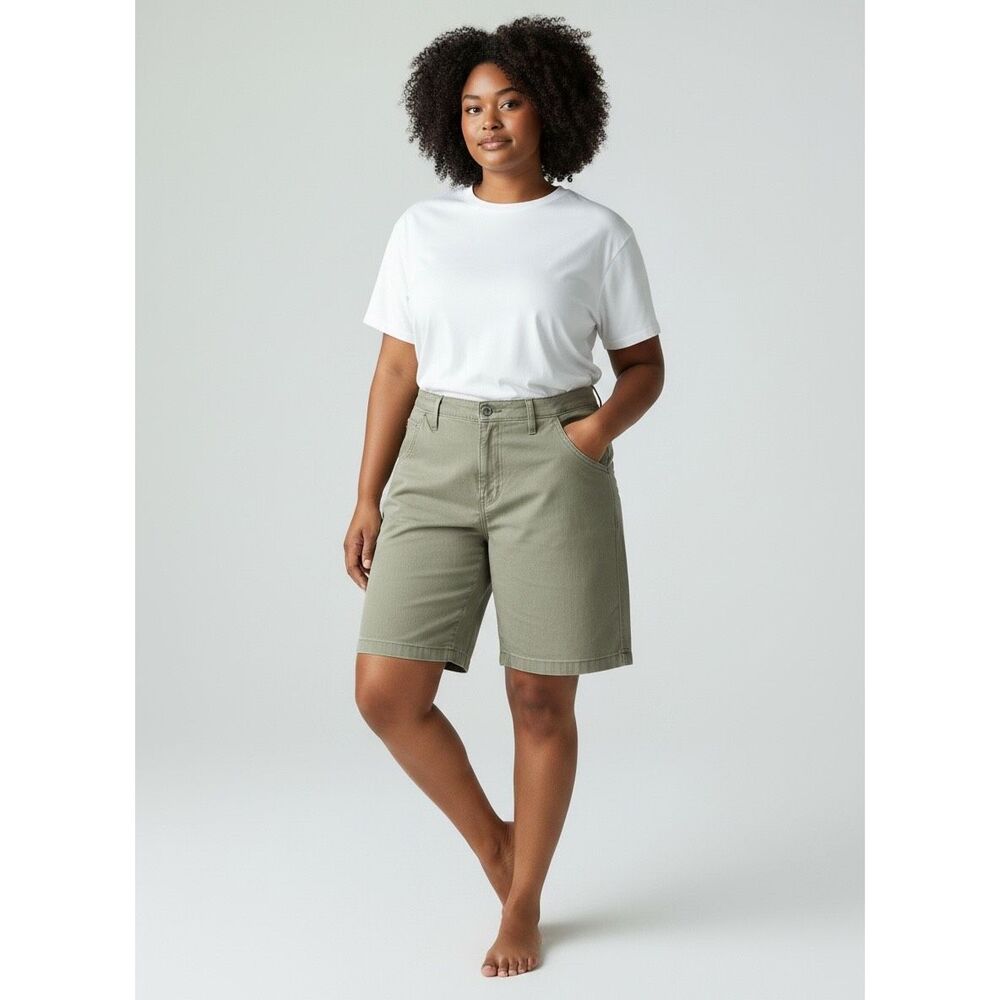 Levi’s Olive Green Shorts Women’s 16W High Rise Casual